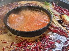 -黄潇洒老火锅(九眼桥宏济巷店)