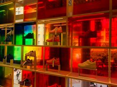 -上海世茂广场(南京东路店)