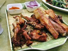 烤羊腱子-乡村馕坑肉·烧烤·新疆菜·本地人更爱吃(阿勒泰首店)