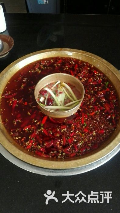 重庆红板凳火锅图片