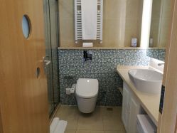 -海豚湾高端月子会所(黄浦店)