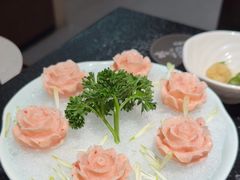 -得意咚瓜·顺德鱼生·冬瓜火锅(深圳首店)