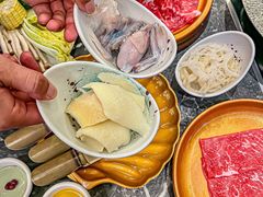 -牛YO寿喜烧·铁板烧和牛火锅自助(市府恒隆店)
