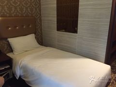 -香港华美达海景酒店