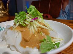 石河子凉皮-塔哈尔·新疆盛宴(城西银泰店)