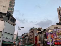 -六合夜市