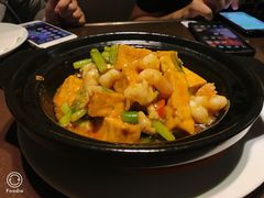 雪菜虾仁豆腐煲-有璟阁港式餐厅(国贸商城店)