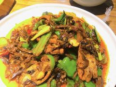 -九锅一堂酸菜鱼(万达广场店)