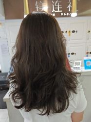 -镁连社·美联社
