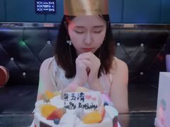 -大苹果面包生日蛋糕(明珠店)