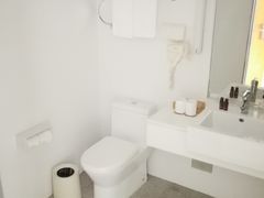 -全季酒店(上海火车站地铁站天目西路店)