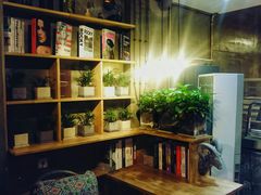 -HIGH FIVE哈福手工汉堡(桂林路店)