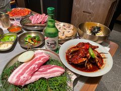 -草家酱蟹炭火烤肉店(珲春南路一店)