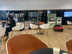 -贵州贵星奔驰4S店(观山湖店)