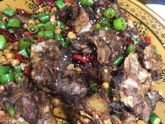 香辣巴骨肉-一品红烧鸭特色川菜(三岔湖店)