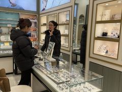 -宝岛眼镜·星创视光中心(百联世纪购物中心店)