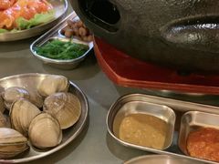 -围炉肉舍•炭烤活鳗•丹东海鲜烤肉(步行街店)