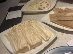 -三江源活鱼现烤(维多利摩尔城店)