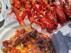 -肥小宝·金牌油焖大虾(襄阳龙虾地标店)