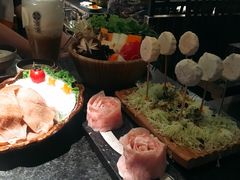 -湊湊火锅·茶憩(新中关购物中心店)