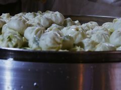 自信满满的钞票包子-红帽叔叔包子
