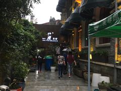 -巴厘龙虾·榜首油焖大虾(洞庭·艺术洋房店)