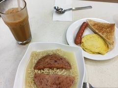 -香港新发烧腊茶餐厅(万象店)