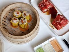 红米脆皮鲜虾肠-东海朗廷酒店-唐阁T’ANG COURT 中餐厅