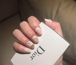 -RL Nail·瑞丽美甲美睫品牌原创店