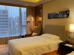 -广州花都皇冠假日酒店