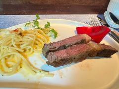 -弦月窗LUNETTE BY AMANDA(复兴路店)