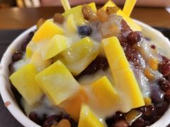 鲜芒果红豆炼乳刨冰-梁子刨冰王(鞍山西道店)
