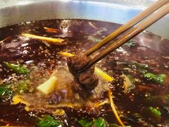 -刘胖娃鱼庄·特色肥肠鱼(杨家坪店)