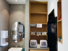 -佬钱湾仔(衣裳街店)