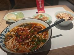 招牌红煨牛腩粉-鑫花溪牛肉米粉(凤凰街创始总店)