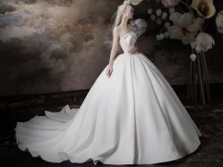 -纯色时光婚纱艺术馆WHITE