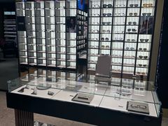 -LensCrafters亮视点(东方新天地店)