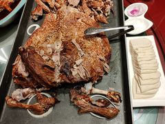 蒙古烤全羊-九十九顶毡房(阜石路店)