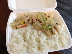 白切鸡-西华美食•老广烧腊(百灵路店)