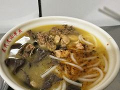 -文山荷鲜居(翠湖店)