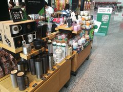 零售区-星巴克(成都机场T2店)