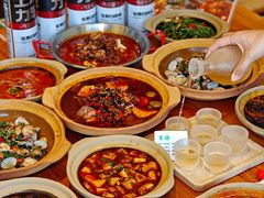 -彧玖食坊·川式砂锅酒馆(成山路店)
