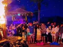 -北戴河碧螺塔海上酒吧公园