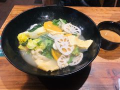 -万记麻辣烫国展总店