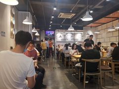 大堂-陕味食族油泼面·小炒盖码面(双榆树店)