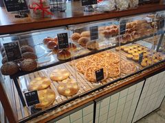 -Dough&Joe团憩(瑞虹天地月亮湾店)