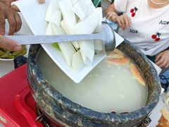 -墨脱石锅椰子鸡•香草鸭•东山羊(大东海店)