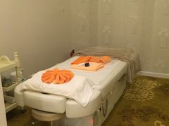 -爱的果实月嫂育婴师(世纪东方店)