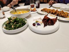 -香港狮子山下·明星粤菜餐厅(北苑店)