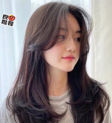 -丝语萱形象
